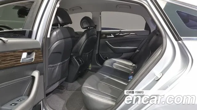 Hyundai Sonata 2016 — фото 12