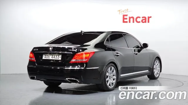 Hyundai Equus 2010 — фото 2