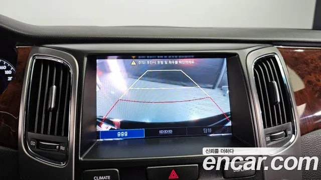 Hyundai Equus 2010 — фото 16