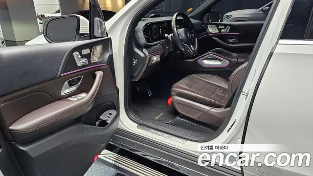 Mercedes-Benz GLS-Class 2022 — фото 11