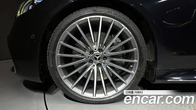 Mercedes-Benz S-Class 2023 — фото 5