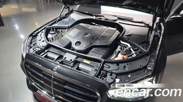 Mercedes-Benz S-Class 2023 — фото 6