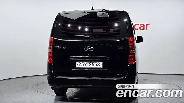 Hyundai Starex 2013 — фото 4