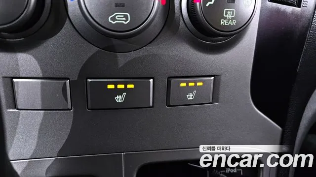 Hyundai Starex 2013 — фото 18