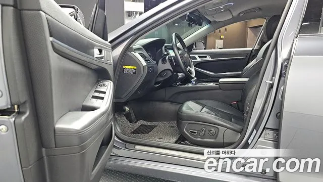 Hyundai Genesis 2015 — фото 10