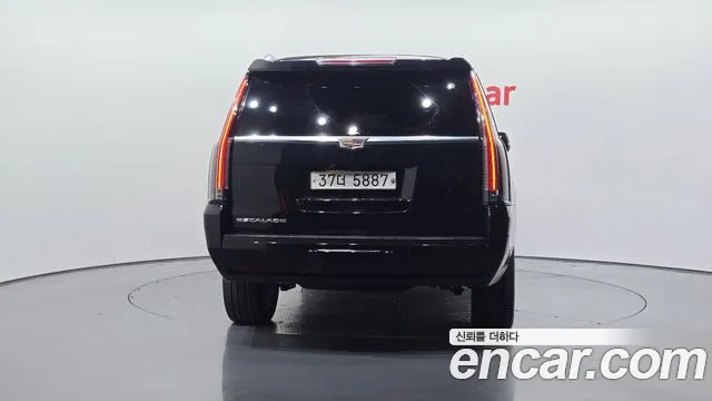 Cadillac Escalade 2017 — фото 4