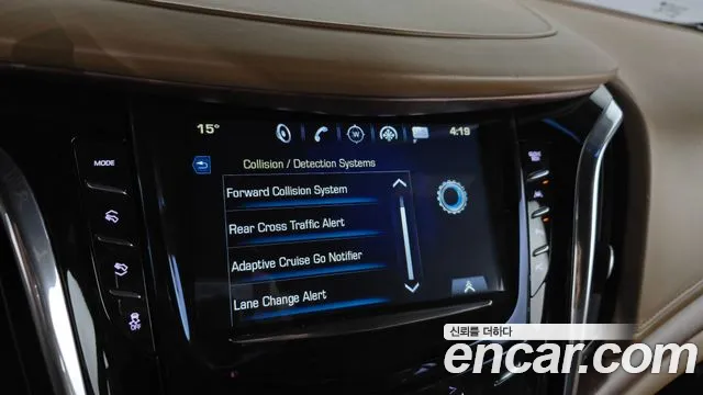Cadillac Escalade 2017 — фото 16