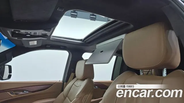 Cadillac Escalade 2017 — фото 19