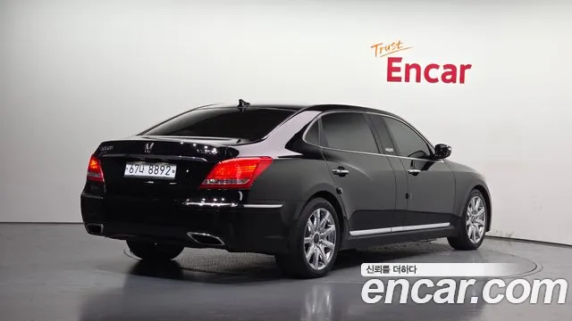 Hyundai Equus 2012 — фото 2