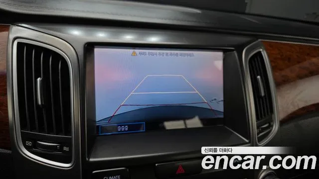Hyundai Equus 2012 — фото 18