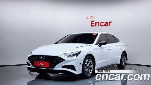 Hyundai Sonata 2022 — фото 1