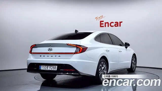 Hyundai Sonata 2022 — фото 2