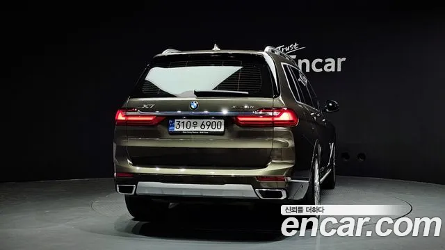 BMW X7 2022 — фото 4