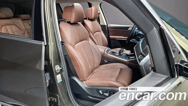 BMW X7 2022 — фото 12