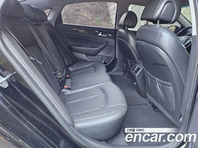 Hyundai Sonata 2016 — фото 18