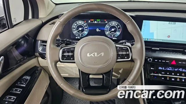Kia Canival 2022 — фото 13