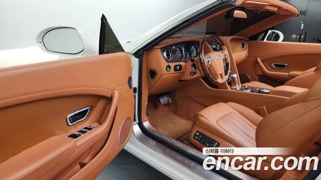 Bentley Continental 2014 — фото 10