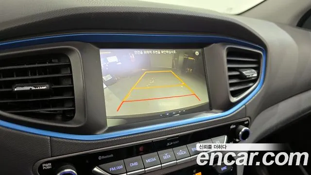 Hyundai Ioniq 2016 — фото 15