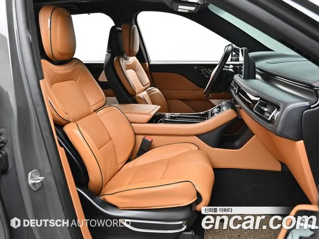 Lincoln Aviator 2020 — фото 10