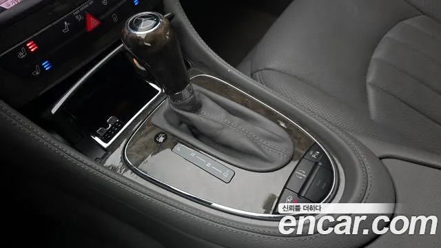 Mercedes-Benz CLS-Class 2010 — фото 9