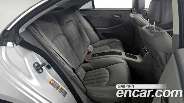 Mercedes-Benz CLS-Class 2010 — фото 12