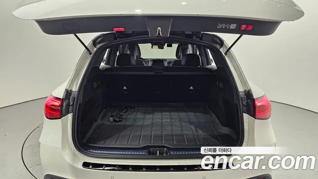Mercedes-Benz GLC-Class 2025 — фото 20