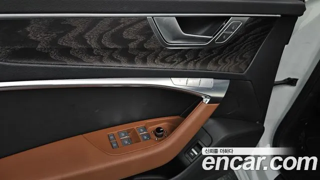Audi A6 2021 — фото 18