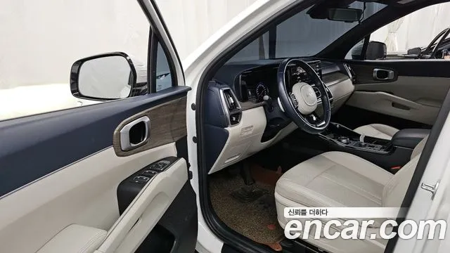 Kia Sorento 2022 — фото 10