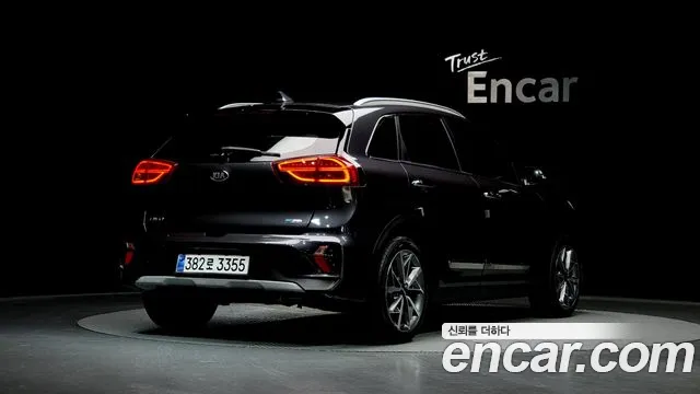 Kia Niro 2020 — фото 2