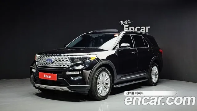 Ford Explorer 2021 — фото 1