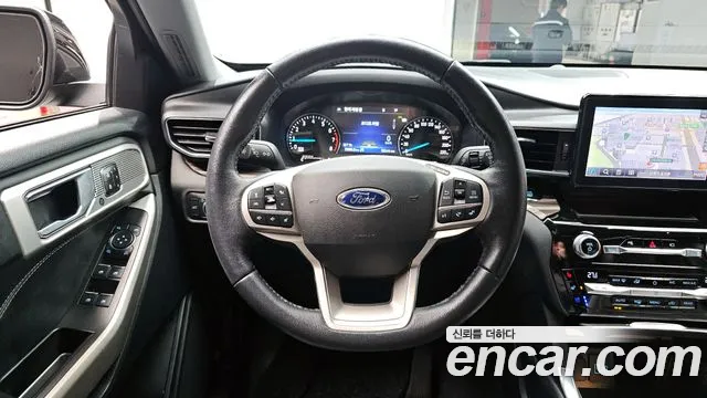 Ford Explorer 2021 — фото 13