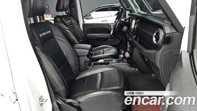 Jeep Wrangler 2019 — фото 10