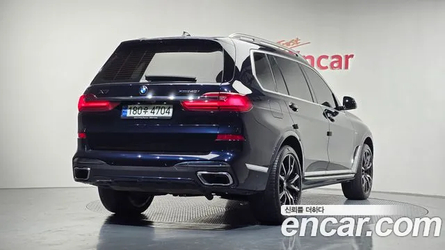 BMW X7 2021 — фото 2