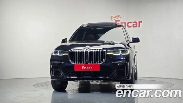 BMW X7 2021 — фото 3