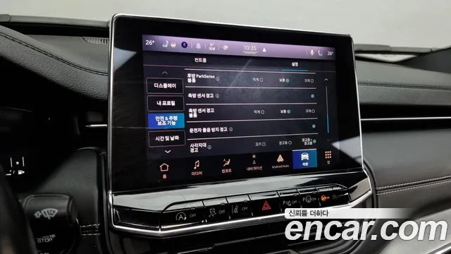 Jeep Compass 2022 — фото 16