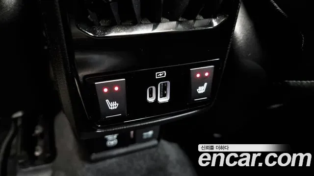 Jeep Compass 2022 — фото 18