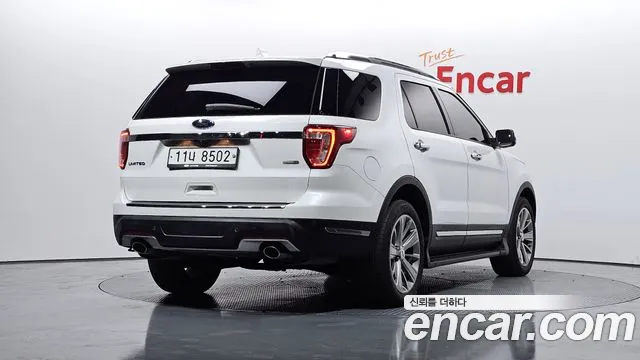 Ford Explorer 2018 — фото 2