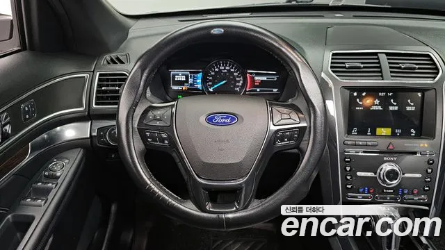 Ford Explorer 2018 — фото 13