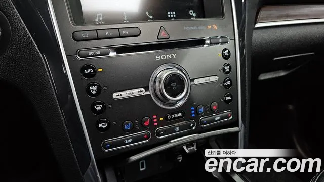 Ford Explorer 2018 — фото 15