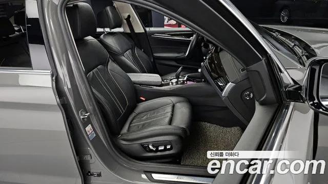 BMW 5-Series 2021 — фото 12