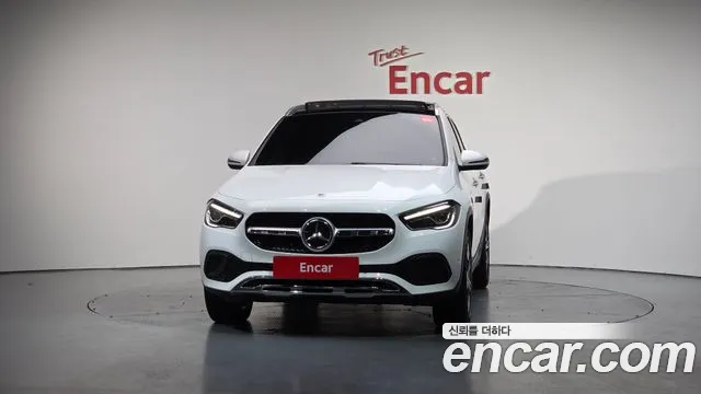 Mercedes-Benz GLA-Class 2021 — фото 2