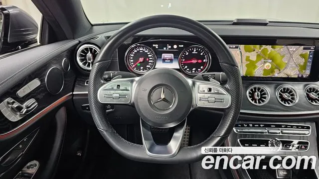 Mercedes-Benz E-Class 2019 — фото 13