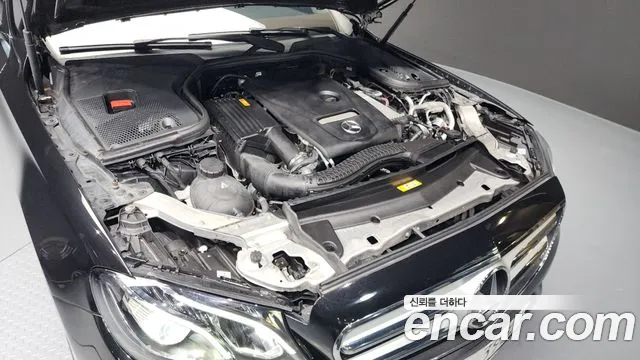 Mercedes-Benz E-Class 2018 — фото 6