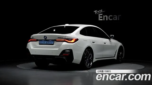 BMW i4 2024 — фото 2