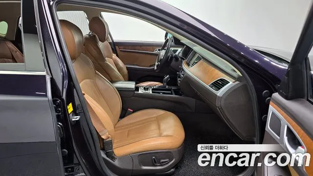 Hyundai Genesis 2015 — фото 10