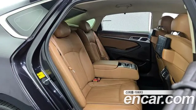 Hyundai Genesis 2015 — фото 12