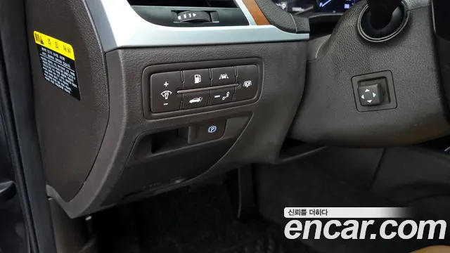 Hyundai Genesis 2015 — фото 13