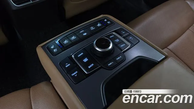 Hyundai Genesis 2015 — фото 18