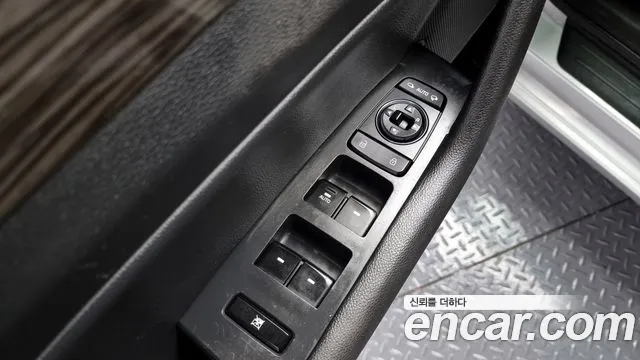 Hyundai Sonata 2015 — фото 16