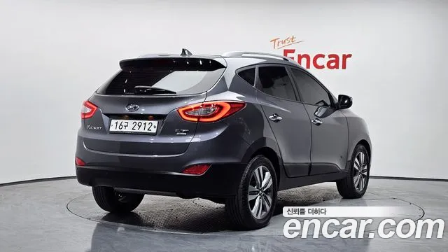 Hyundai Tucson 2015 — фото 2